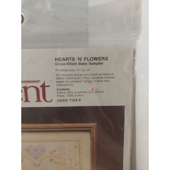 Current Hearts N Flowers Cross Stitch Kit 7154-9 Baby Birth 11" x 14" 1983 VTG - Picture 4 of 9